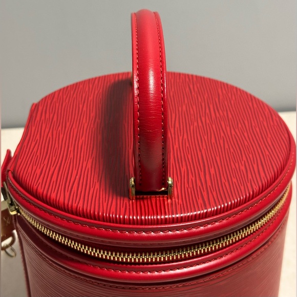 Louis Vuitton Cannes Vanity Bag Epi Leather - Picture 3 of 16